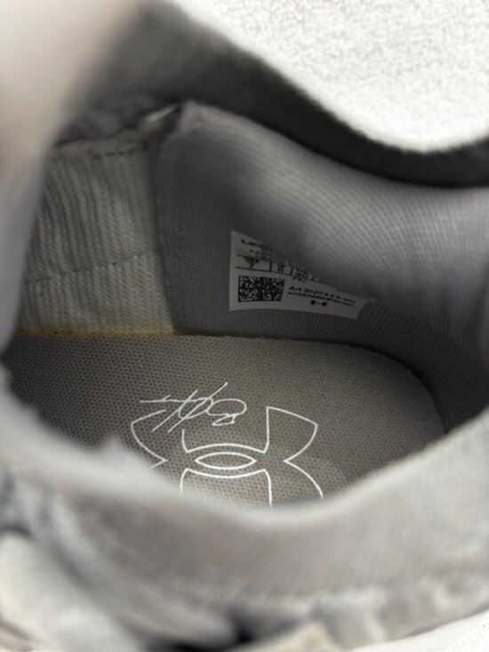 Under Armour Harper 9 Turf Baseball grey Bryce Harper Men\'s Size 7